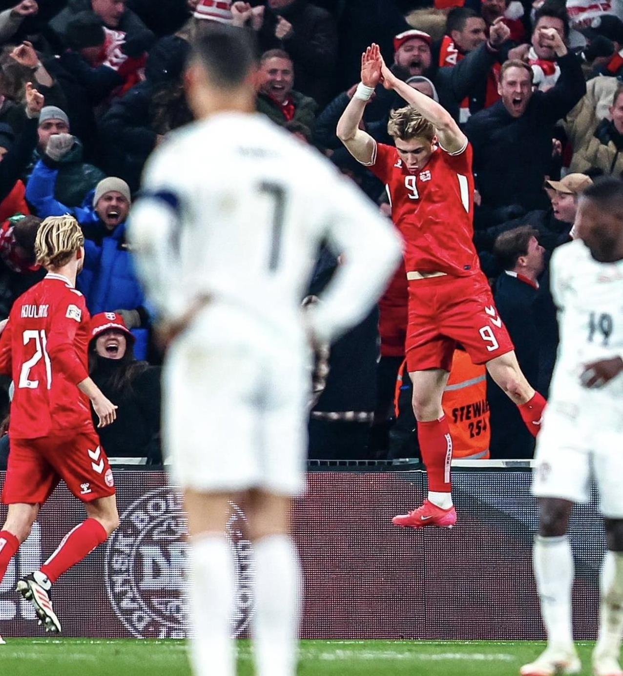 葡萄牙体育冲刺阶段状态回暖;志在欧冠名次提升;更衣室稳定;训练强度明显提升的简单介绍 葡萄牙体育冲刺阶段状态回暖;志在欧冠名次提升;更衣室稳定;训练强度明显提升的简单介绍