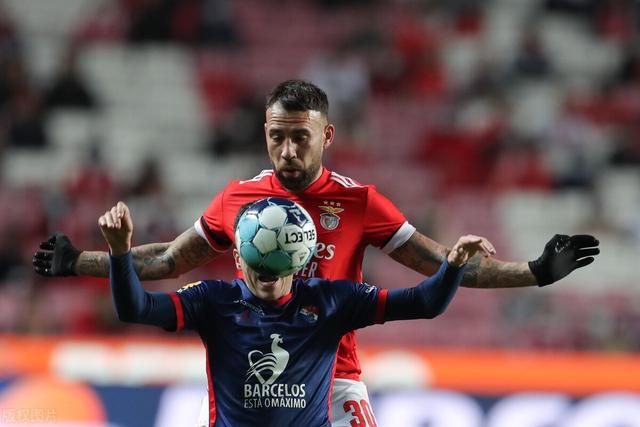 葡萄牙体育冲刺阶段状态回暖;志在欧冠名次提升;更衣室稳定;训练强度明显提升的简单介绍 葡萄牙体育冲刺阶段状态回暖;志在欧冠名次提升;更衣室稳定;训练强度明显提升的简单介绍