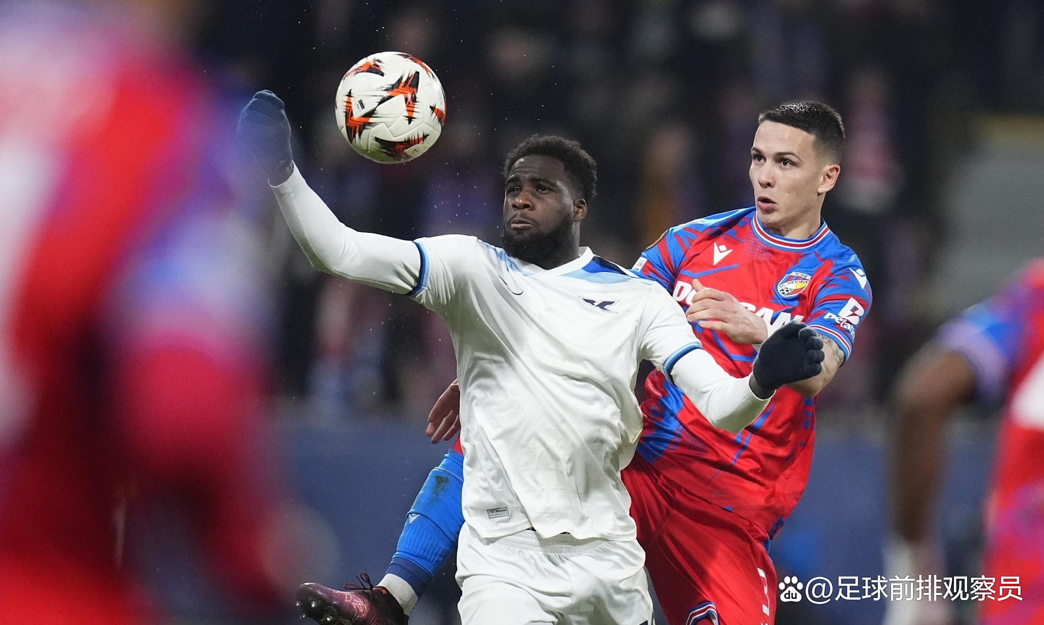 窗口期体能课后,拉齐奥单刀错失备战欧联,引发热议,更衣室氛围转暖的简单介绍 窗口期体能课后,拉齐奥单刀错失备战欧联,引发热议,更衣室氛围转暖的简单介绍