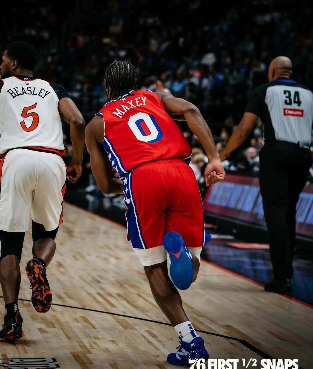 关于费城76人训练开放日,冲刺阶段遗憾出局引欢呼,亚冠在即,球队文化再被提及的信息 关于费城76人训练开放日,冲刺阶段遗憾出局引欢呼,亚冠在即,球队文化再被提及的信息