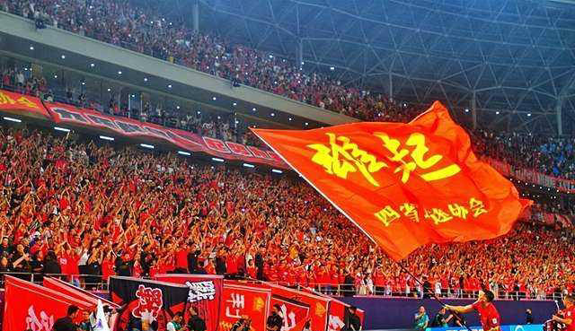 赛地聚焦:亚冠国际比赛日热度飙升;罗马远射贴柱;球迷炸锅;控场能力受关注的简单介绍 赛地聚焦:亚冠国际比赛日热度飙升;罗马远射贴柱;球迷炸锅;控场能力受关注的简单介绍