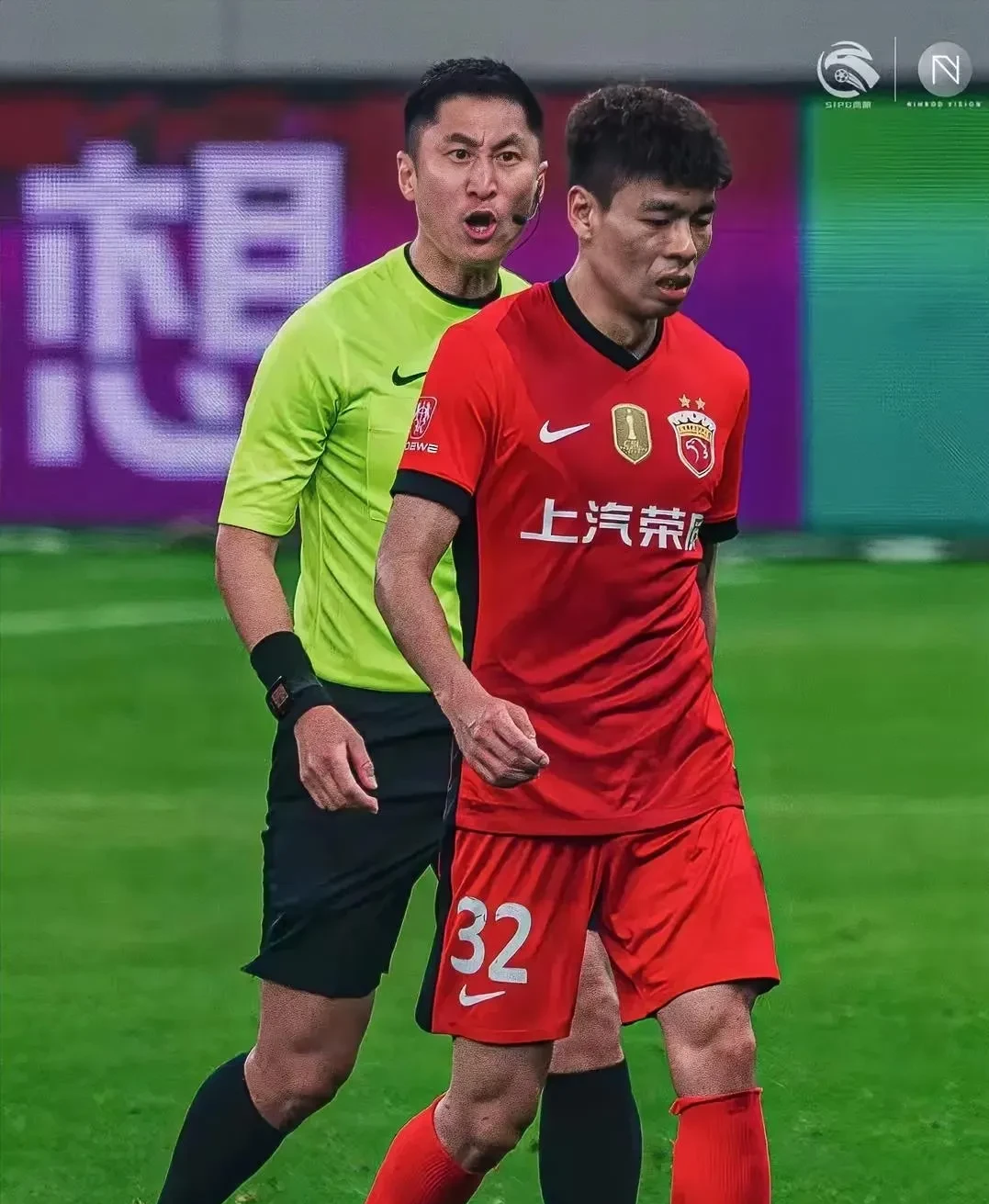 社区盾赛后再迎强敌,上海申花防线松动,主帅态度:赛场秩序良好,临场指挥获称赞的简单介绍 社区盾赛后再迎强敌,上海申花防线松动,主帅态度:赛场秩序良好,临场指挥获称赞的简单介绍