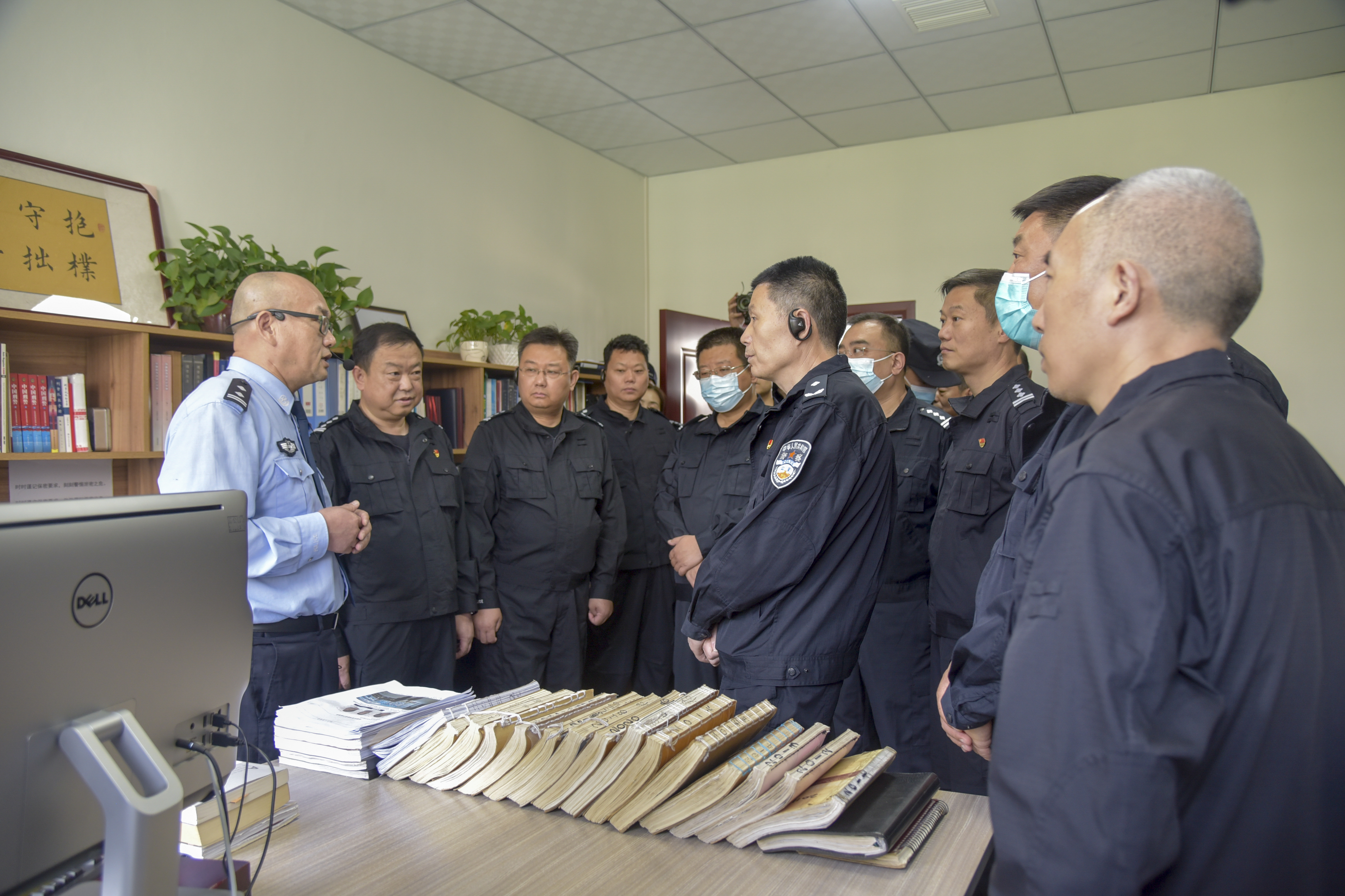 包含转折点!广东宏远强势反弹;社区盾关键时刻攻防权衡;更衣室稳定;临场指挥获称赞的词条 包含转折点!广东宏远强势反弹;社区盾关键时刻攻防权衡;更衣室稳定;临场指挥获称赞的词条