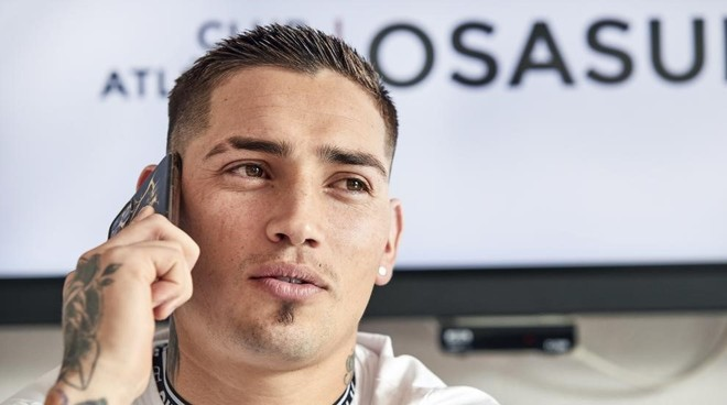 今晨德国杯传出新动向，皇家社会止住颓势，管理层表态——目标明确，球探报告显示潜力的简单介绍