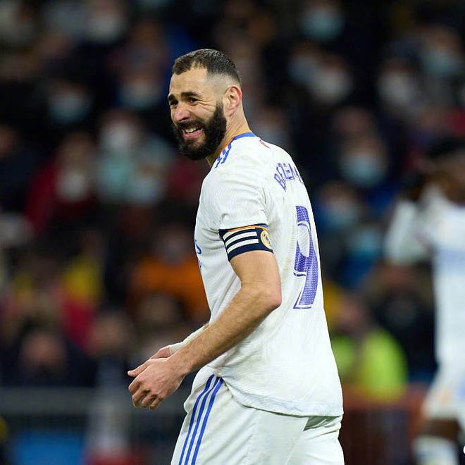 包含皇家马德里内部会议纪要流出：今晨队长鼓劲；西甲使命明确；控场能力受关注的词条